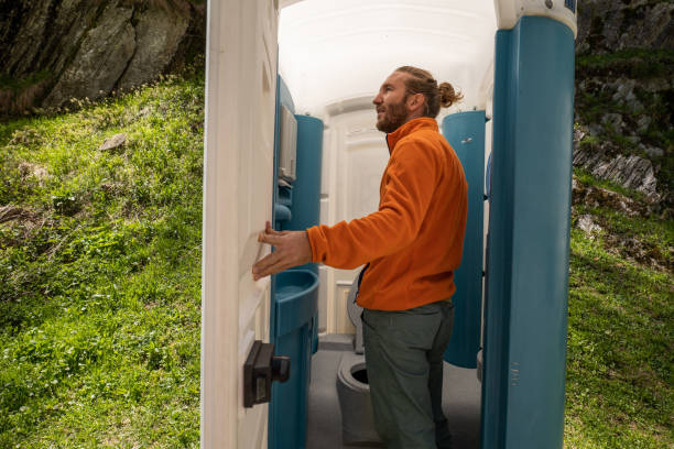 Best Construction site porta potty rental  in Strasburg, CO